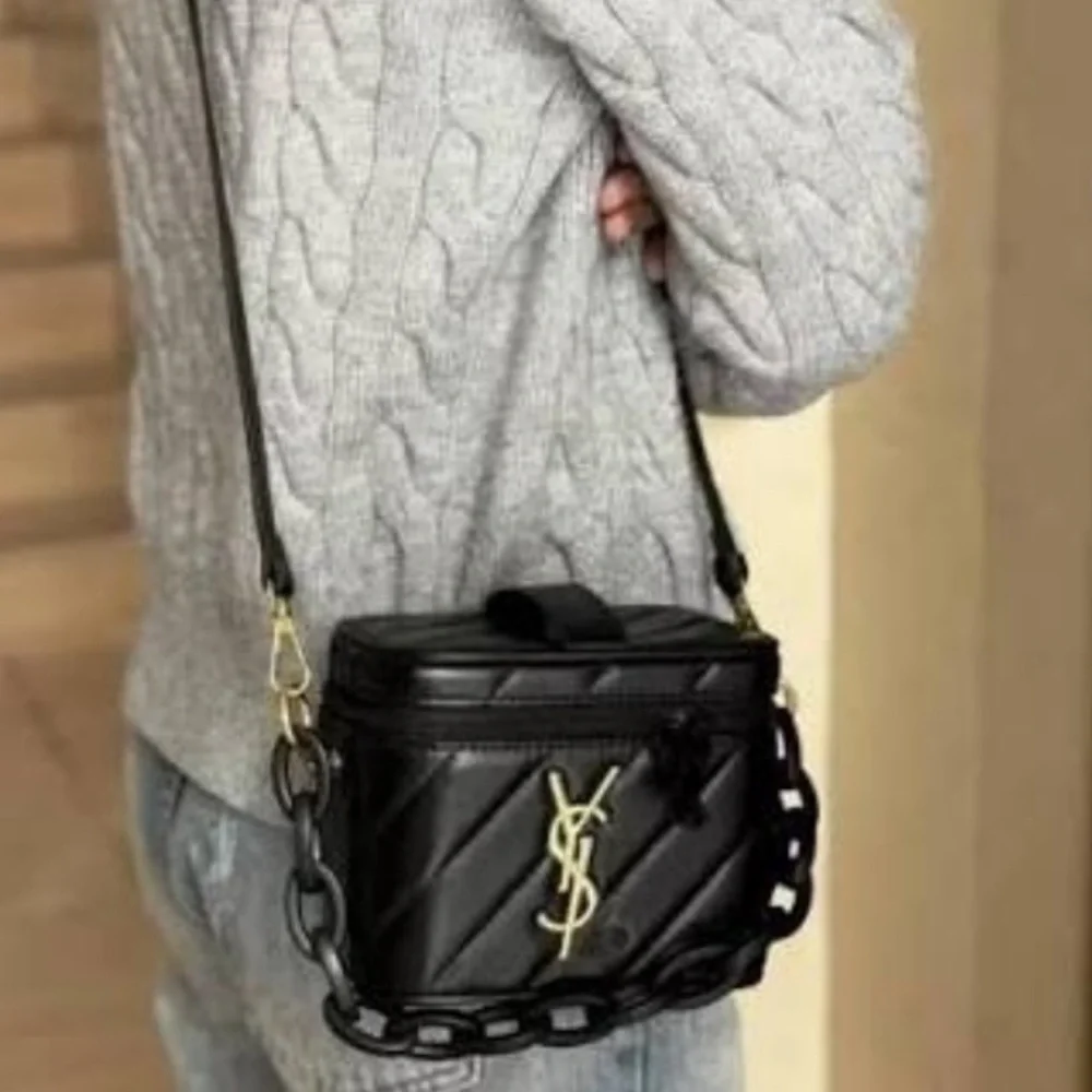 Saint Laurent Black Quilted Bag with Gold YSL Hardware - Picture 2 of 14